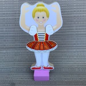 Melissa & Doug Magnetic Dress-Up Ballerina